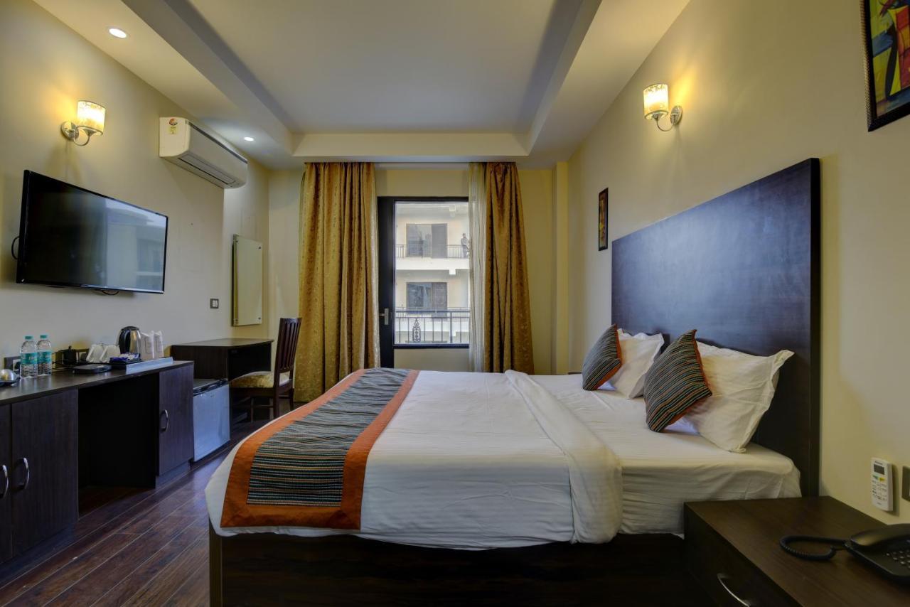 Country Inn Hotels & Resorts Vrindavan Luaran gambar