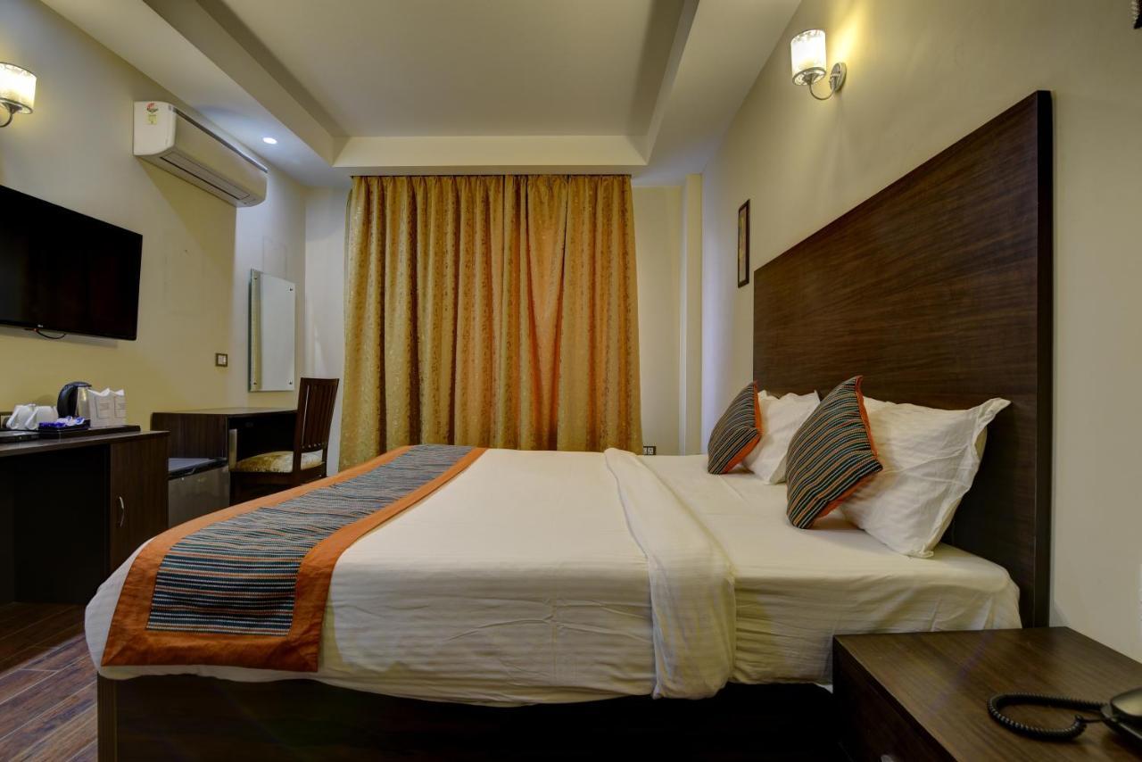 Country Inn Hotels & Resorts Vrindavan Luaran gambar