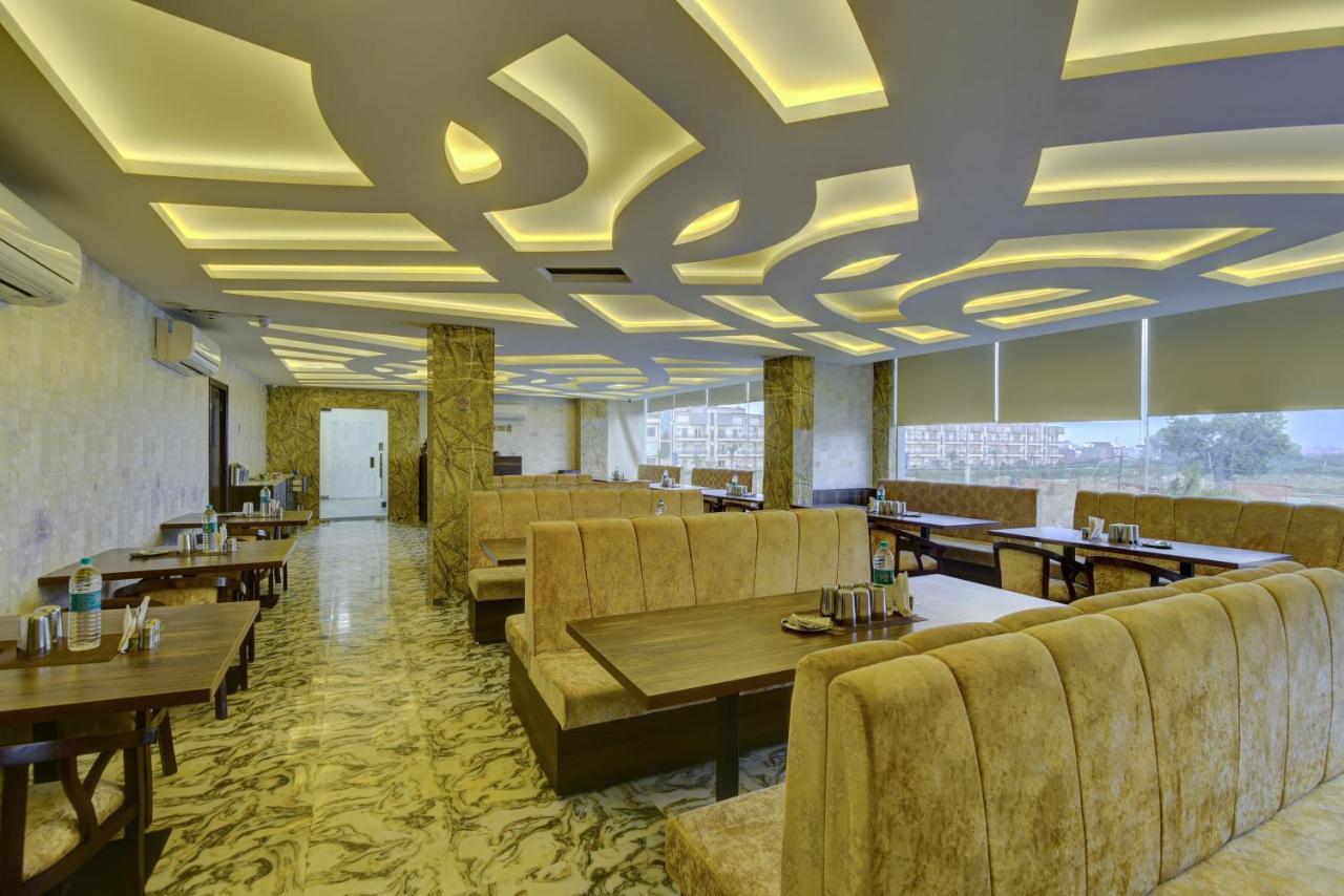 Country Inn Hotels & Resorts Vrindavan Luaran gambar