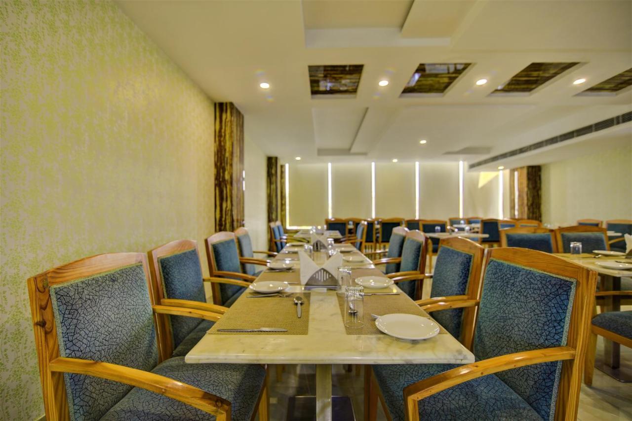 Country Inn Hotels & Resorts Vrindavan Luaran gambar